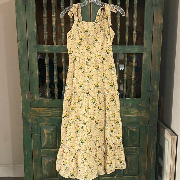 EUC Paige Tamika Tiered Sundress in Butter Multi - XS - Picture 3 of 11